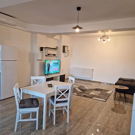 Danube Double Appartement Brăila Buitenkant foto