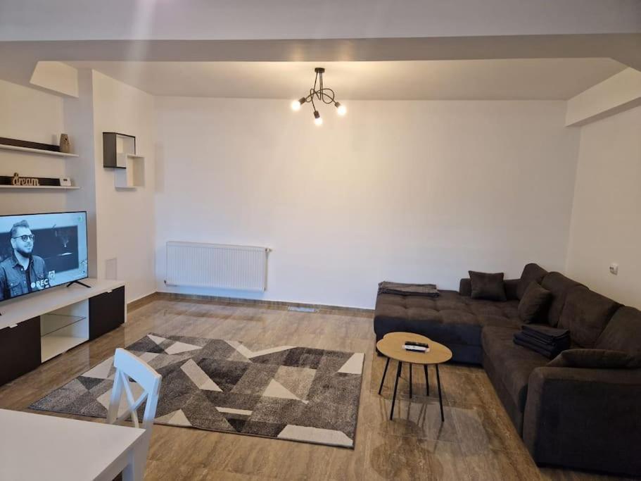 Danube Double Appartement Brăila Buitenkant foto