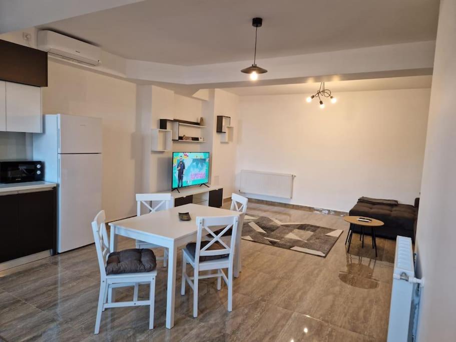 Danube Double Appartement Brăila Buitenkant foto